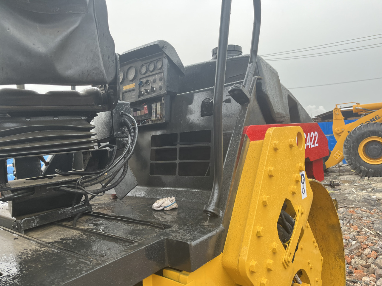 Road roller Used road roller Dynapac CC422 with Double Drum Roller in Good Condition: picture 6 Road roller Used road roller Dynapac CC422 with Double Drum Roller in Good Condition: picture 6