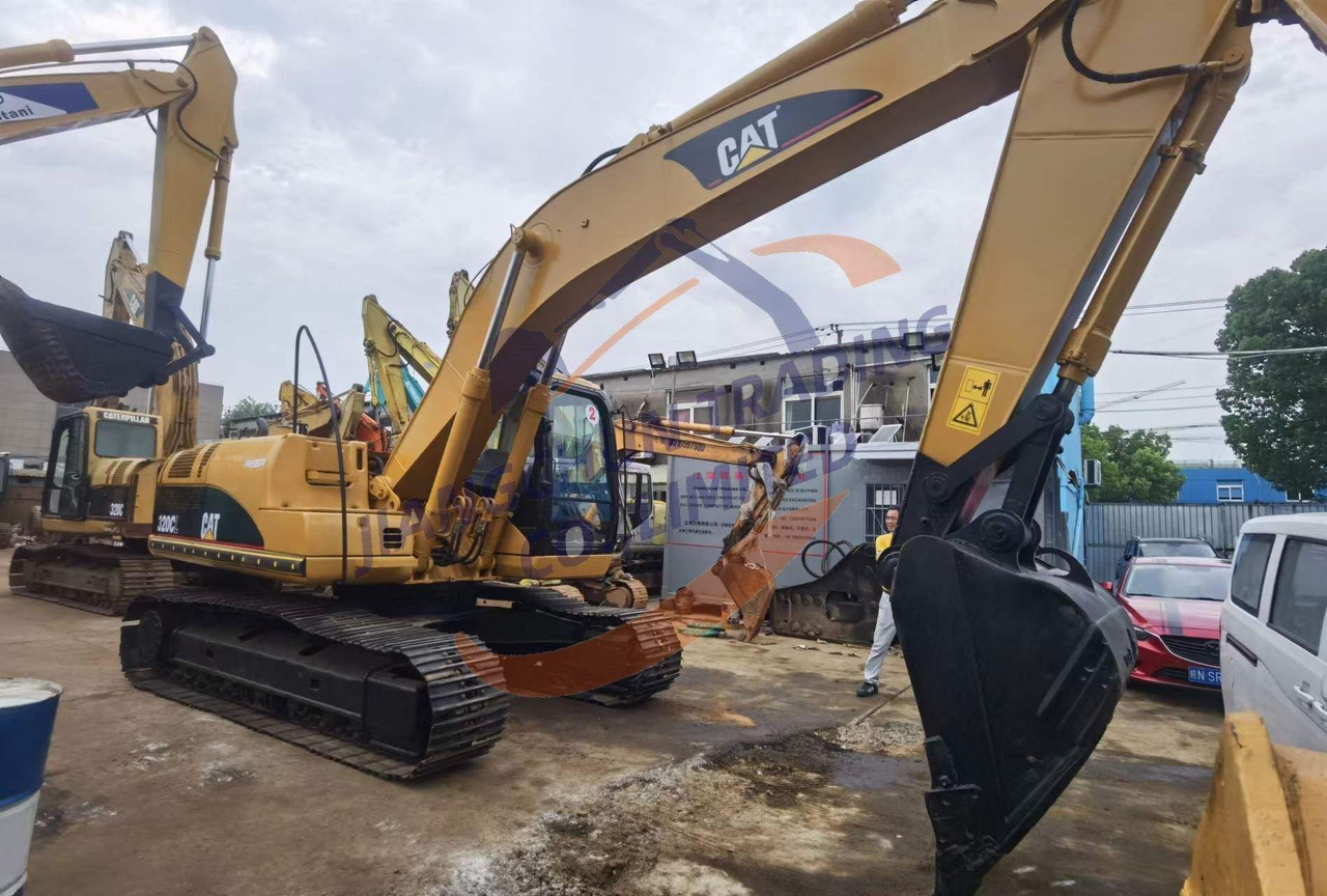 Construction machinery Cat USED EXCAVATOR USED 320C 320CL 320B 320D 320BL 320DL Hydraulic Crawel excavator hot sale - Crawler excavator: picture 4 Construction machinery Cat USED EXCAVATOR USED 320C 320CL 320B 320D 320BL 320DL Hydraulic Crawel excavator hot sale - Crawler excavator: picture 4
