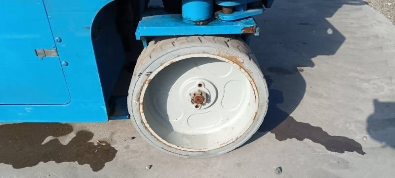 Lease a Genie GS4047 - 13,7m - electric  Genie GS4047 - 13,7m - electric: picture 12