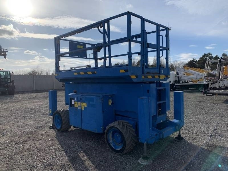 Genie GS4069 DC - 14,02 m, electric - Scissor lift: picture 1 Genie GS4069 DC - 14,02 m, electric - Scissor lift: picture 1