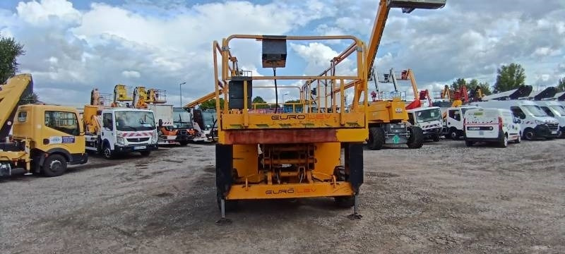 Haulotte H12SXLNT - 12m, 4x4, diesel - Scissor lift: picture 3 Haulotte H12SXLNT - 12m, 4x4, diesel - Scissor lift: picture 3