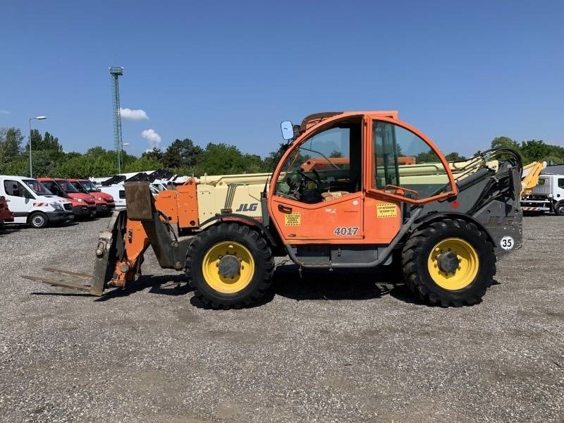 JLG 4017 PS - 17,3m - 4T - 4x4x4 - Telescopic handler: picture 5 JLG 4017 PS - 17,3m - 4T - 4x4x4 - Telescopic handler: picture 5