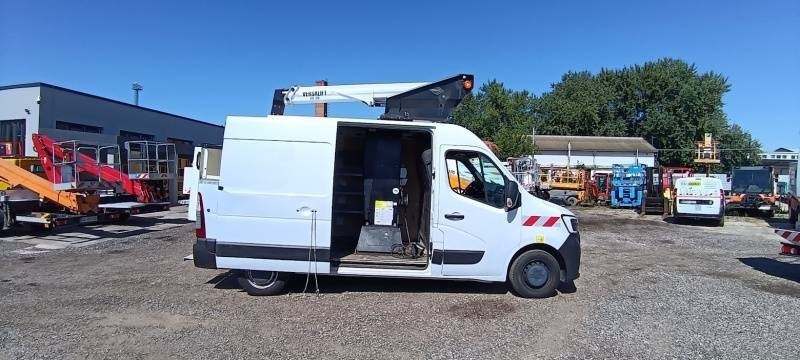 Renault Master Versalift VTL120C EVO - 11,7 m - 120kg - Truck mounted aerial platform: picture 4 Renault Master Versalift VTL120C EVO - 11,7 m - 120kg - Truck mounted aerial platform: picture 4