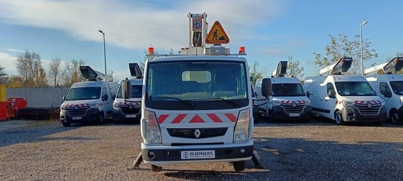 Renault Maxity Bizzocchi Autel 162 HP - 16,5m - Truck mounted aerial platform: picture 3 Renault Maxity Bizzocchi Autel 162 HP - 16,5m - Truck mounted aerial platform: picture 3