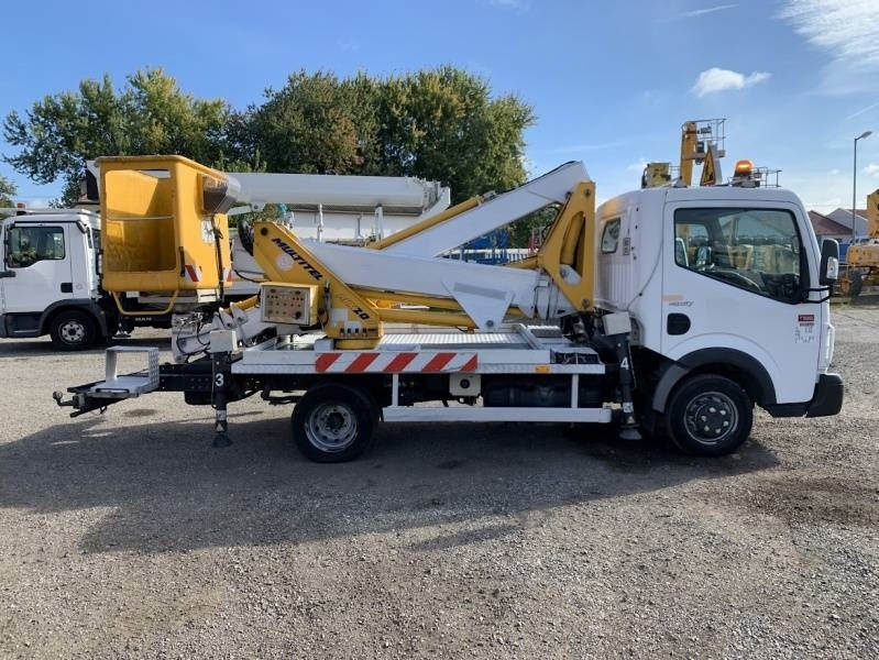 Renault Maxity Multitel MX200 - 20 m - Truck mounted aerial platform: picture 4 Renault Maxity Multitel MX200 - 20 m - Truck mounted aerial platform: picture 4