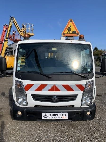 Renault Maxity Multitel MX200 - 20 m - Truck mounted aerial platform: picture 3 Renault Maxity Multitel MX200 - 20 m - Truck mounted aerial platform: picture 3