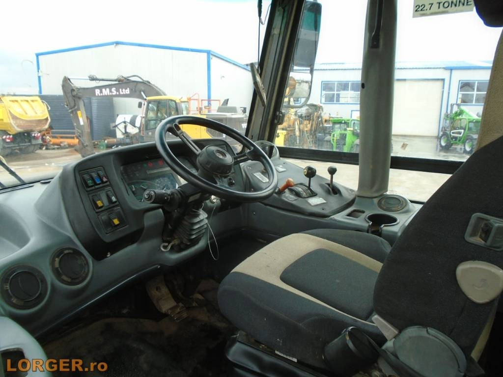 Articulated dumper Bell B 25 D: picture 9