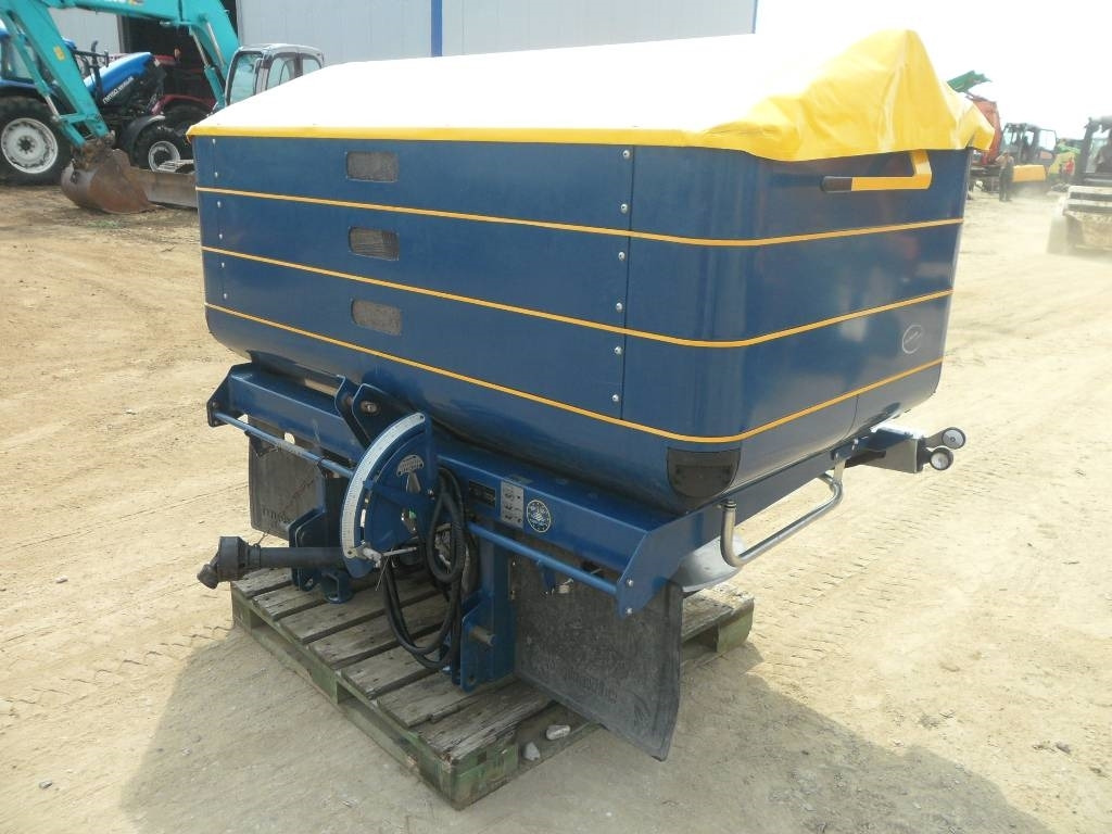 Bogballe L2 - Manure spreader: picture 1 Bogballe L2 - Manure spreader: picture 1