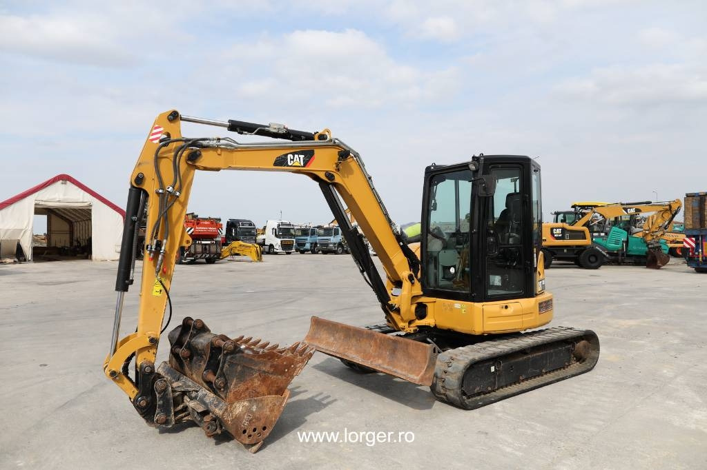 CAT 305 E CR - Mini excavator: picture 1 CAT 305 E CR - Mini excavator: picture 1