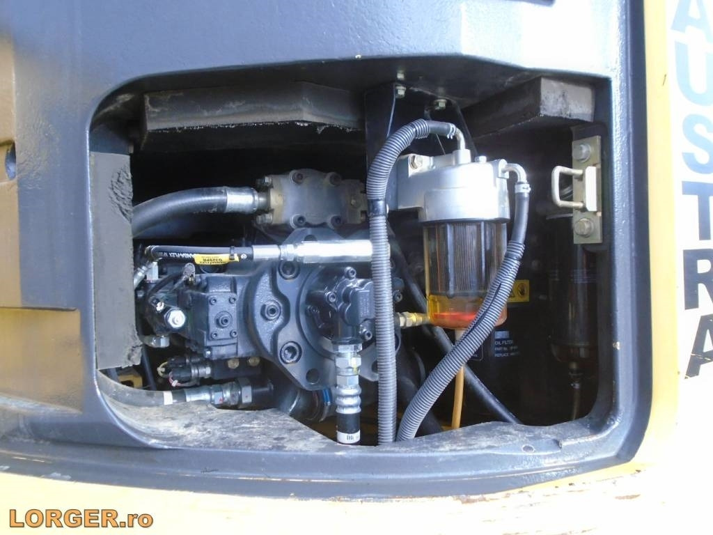 Crawler excavator New Holland E 235 B SR-2* Blade: picture 12