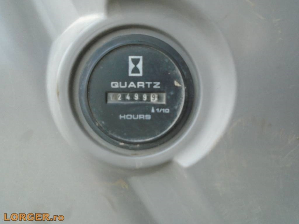 Crawler excavator New Holland E 235 B SR-2* Blade: picture 17
