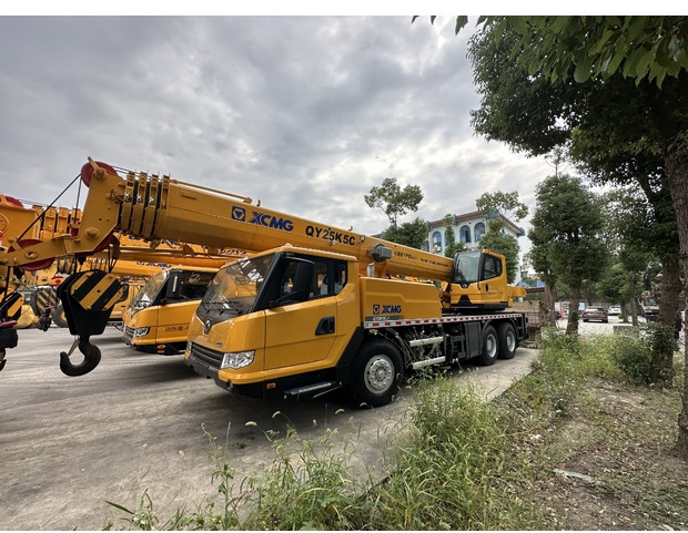 2023 XCMG QY25K - Mobile crane: picture 4 2023 XCMG QY25K - Mobile crane: picture 4