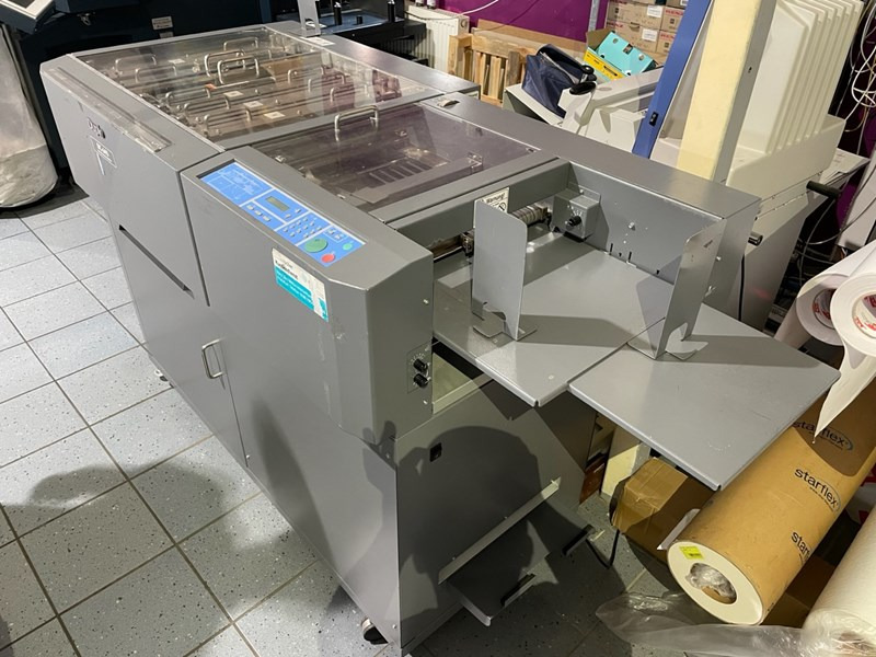 Duplo DocuCutter DC-645 | 2011 - Paper cutting machine: picture 1 Duplo DocuCutter DC-645 | 2011 - Paper cutting machine: picture 1