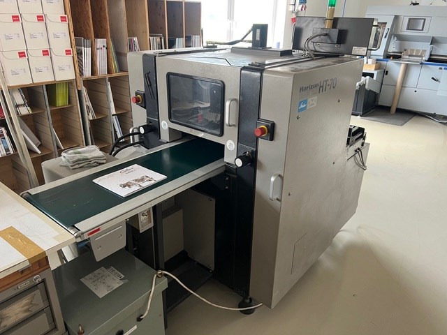 Horizon HT-70 | 2001 - Paper cutting machine: picture 2 Horizon HT-70 | 2001 - Paper cutting machine: picture 2