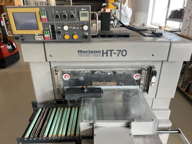 Horizon HT-70 | 2001 - Paper cutting machine: picture 3 Horizon HT-70 | 2001 - Paper cutting machine: picture 3