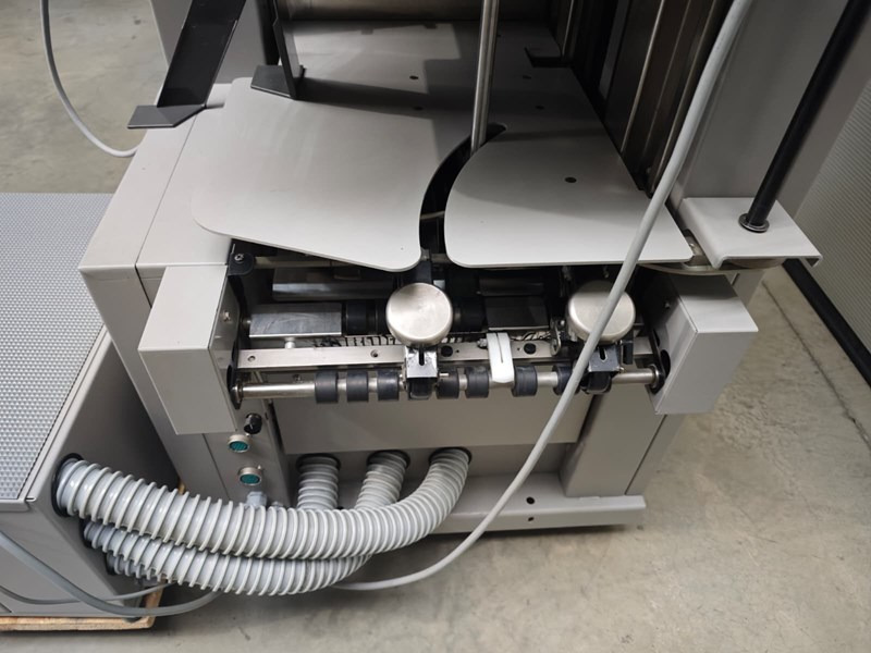 Horizon VAC-60Hc | 2004 | 3 Mio - Printing machinery: picture 4 Horizon VAC-60Hc | 2004 | 3 Mio - Printing machinery: picture 4