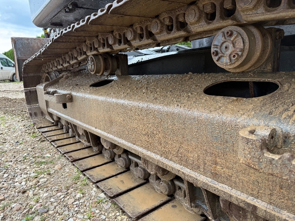 Crawler excavator Volvo ECR 235 EL: picture 27