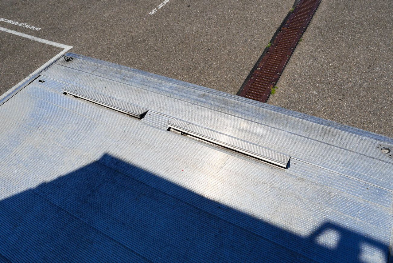 Refrigerator semi-trailer Schmitz Cargobull SKO 18/ TRIDEC LZG/ LBW 2000 kg SLXe 200 CITY: picture 18