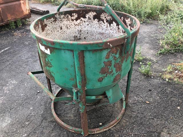 DIVERS ACCESSOIRES BTP GODET BENNE GODET PELLE /CAISSONS /ROUES /DIVERS - Attachment for Construction machinery: picture 4 DIVERS ACCESSOIRES BTP GODET BENNE GODET PELLE /CAISSONS /ROUES /DIVERS - Attachment for Construction machinery: picture 4