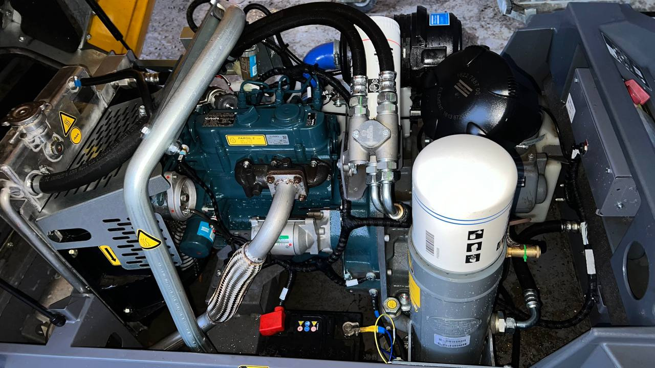 ATLAS Copco XAS48 - Air compressor: picture 2 ATLAS Copco XAS48 - Air compressor: picture 2