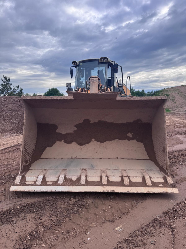 LIEBHERR L566 - Backhoe loader: picture 4 LIEBHERR L566 - Backhoe loader: picture 4