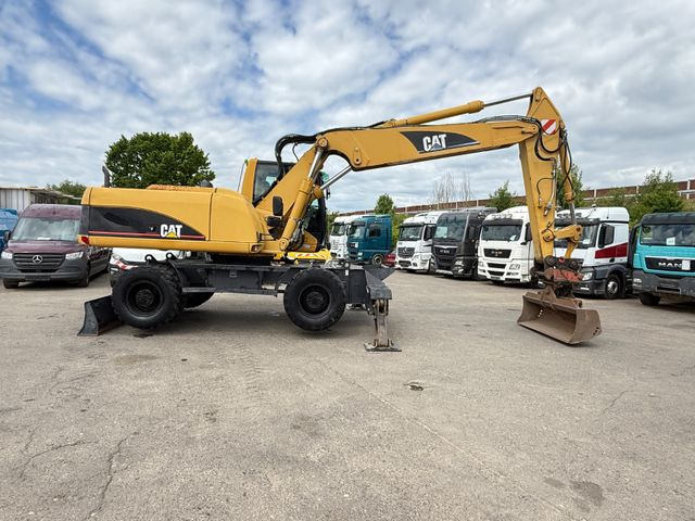 CAT M 322C - Wheel excavator: picture 3 CAT M 322C - Wheel excavator: picture 3