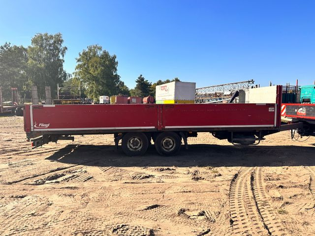 Fliegl TPS 18 - Dropside/ Flatbed trailer: picture 4 Fliegl TPS 18 - Dropside/ Flatbed trailer: picture 4