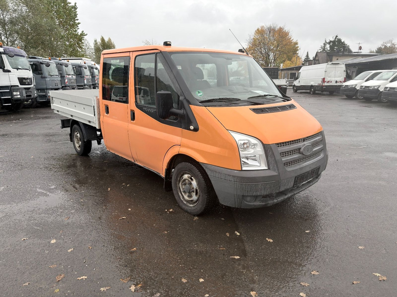 Ford Transit Pritsche FT 300 M Doppelkabine - Flatbed van, Combi van: picture 2 Ford Transit Pritsche FT 300 M Doppelkabine - Flatbed van, Combi van: picture 2
