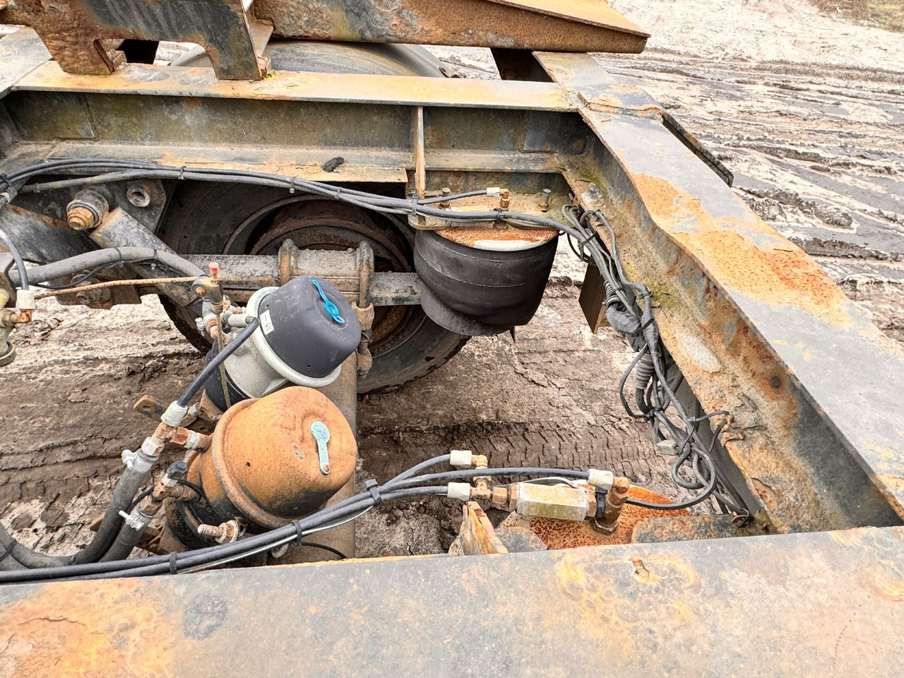 Roll-off/ Skip trailer Hüffermann HAR 1870 L  Schlitten - Abrollanhänger: picture 10