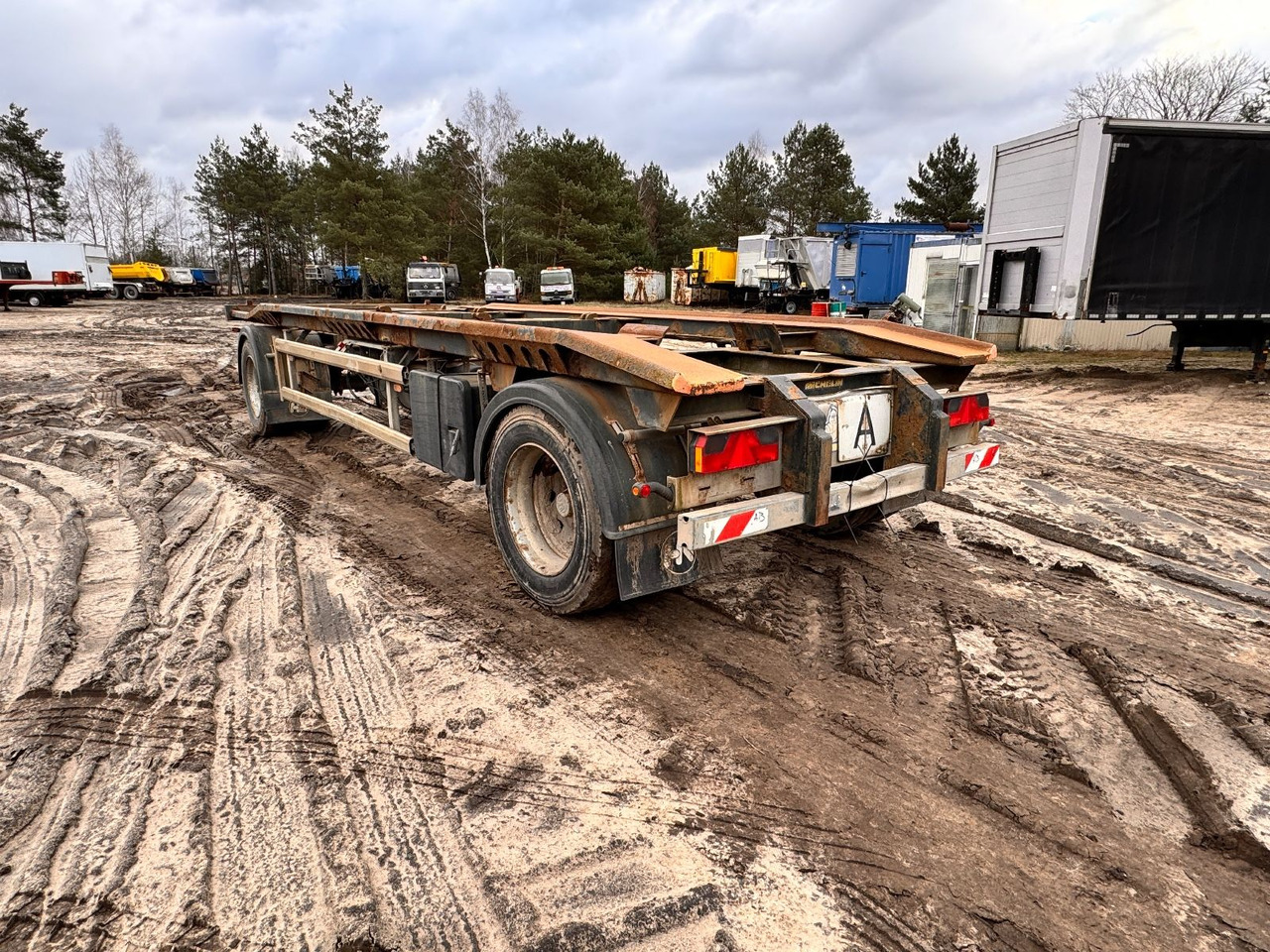 Roll-off/ Skip trailer Hüffermann HAR 1870 L  Schlitten - Abrollanhänger: picture 6