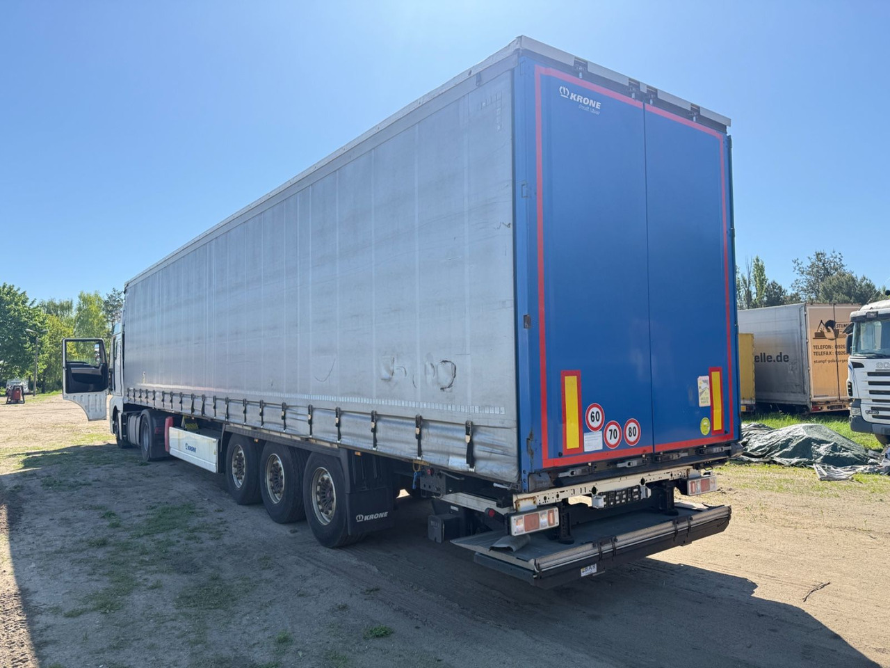 Krone SD mit Ladebordwand - Curtainsider semi-trailer: picture 5 Krone SD mit Ladebordwand - Curtainsider semi-trailer: picture 5