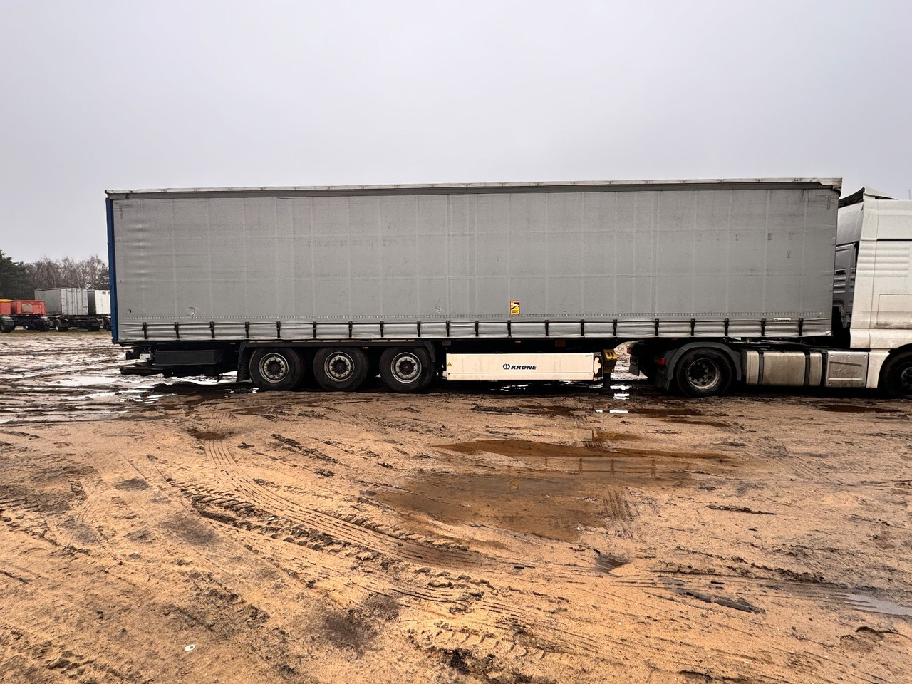 Krone SDP 27 ELB4-CS - Curtainsider semi-trailer: picture 3 Krone SDP 27 ELB4-CS - Curtainsider semi-trailer: picture 3