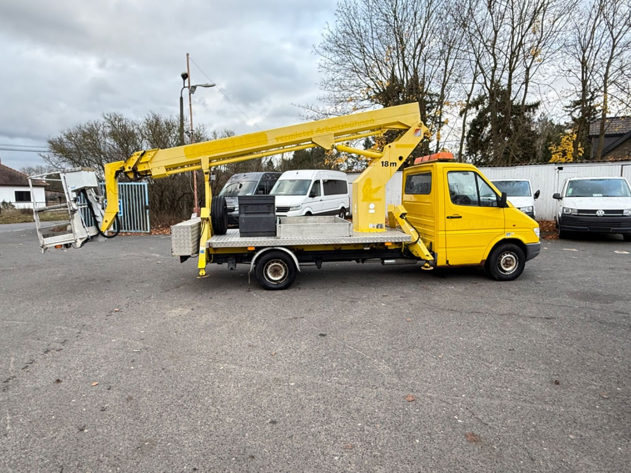 Mercedes-Benz 308 D Hebebühne - Truck mounted aerial platform: picture 3 Mercedes-Benz 308 D Hebebühne - Truck mounted aerial platform: picture 3