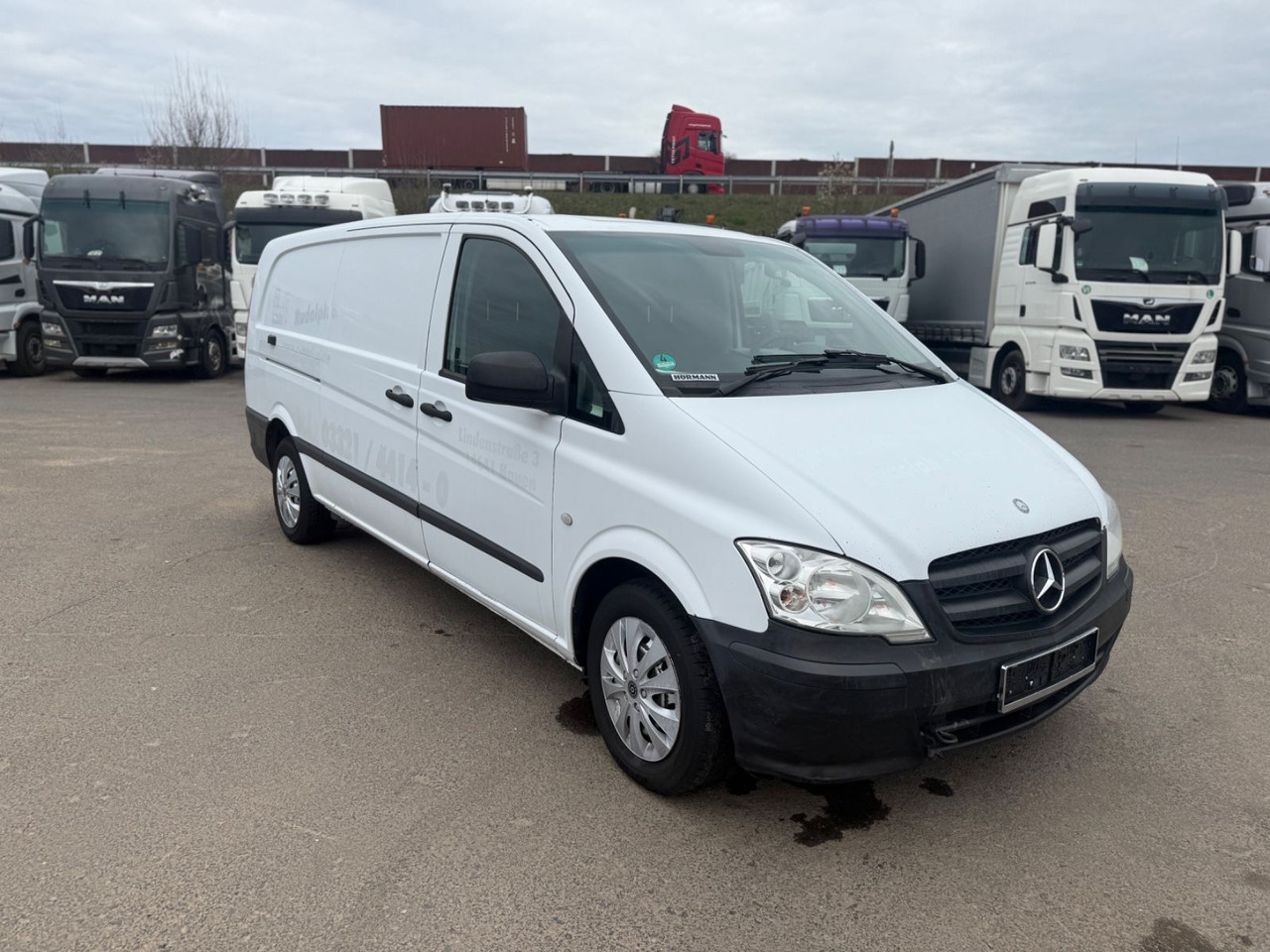 Mercedes-Benz Vito Kasten 116 CDI extralang defekt !! - Passenger van: picture 2 Mercedes-Benz Vito Kasten 116 CDI extralang defekt !! - Passenger van: picture 2