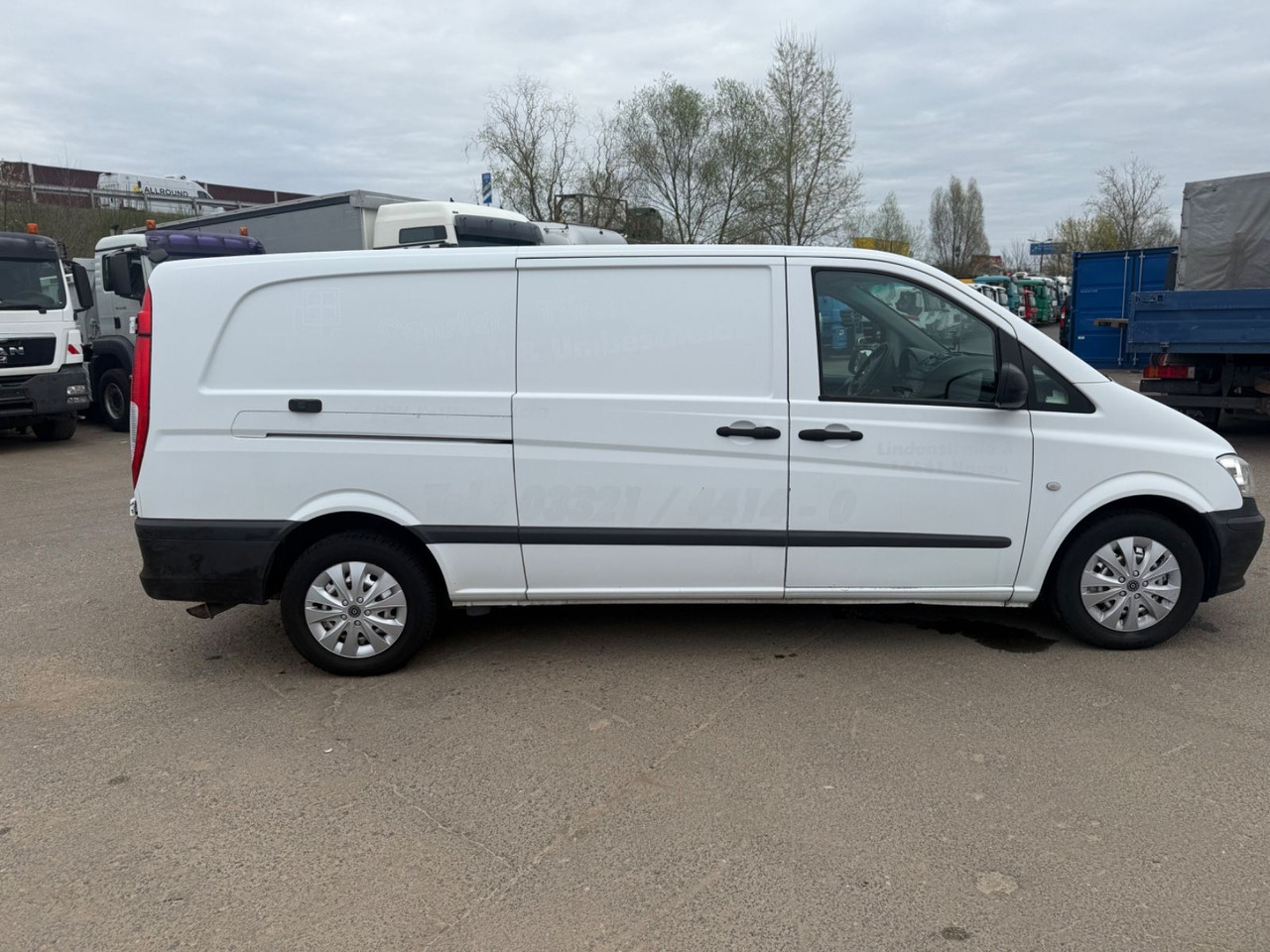 Mercedes-Benz Vito Kasten 116 CDI extralang defekt !! - Passenger van: picture 3 Mercedes-Benz Vito Kasten 116 CDI extralang defekt !! - Passenger van: picture 3
