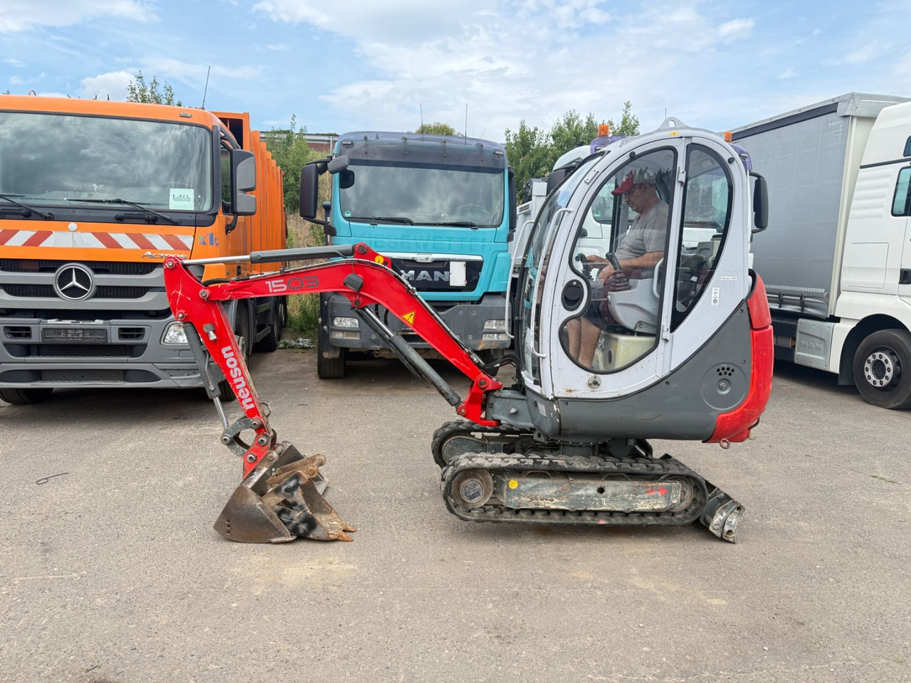 Neuson 1503 RD Knickmatik Hyd. verstellbare Laufwerke - Mini excavator: picture 4 Neuson 1503 RD Knickmatik Hyd. verstellbare Laufwerke - Mini excavator: picture 4
