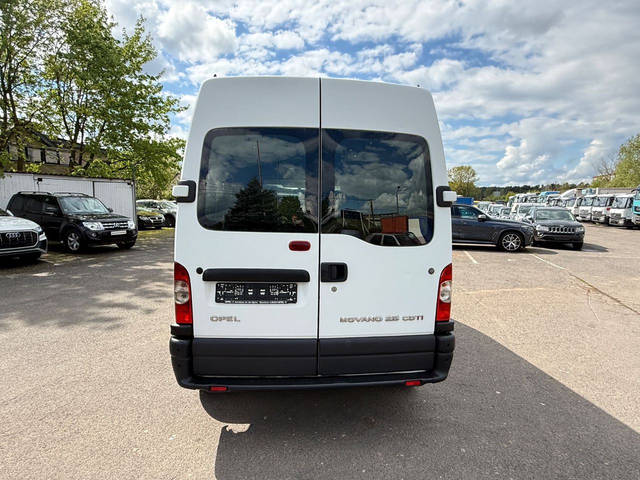 Opel Movano - Panel van: picture 4 Opel Movano - Panel van: picture 4