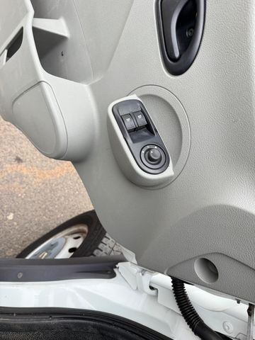 Panel van Renault Master: picture 13