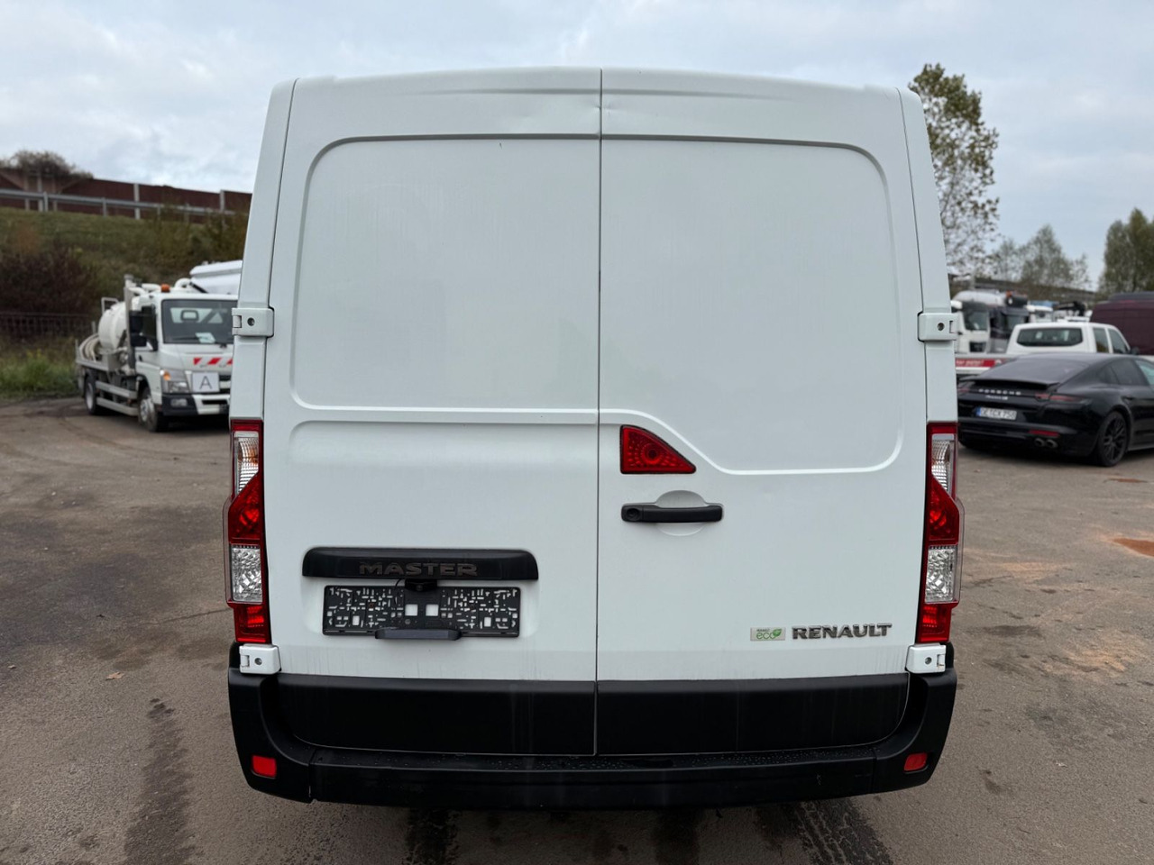 Renault Master III Kasten Ecoline DEFEKT!! - Small van: picture 5 Renault Master III Kasten Ecoline DEFEKT!! - Small van: picture 5