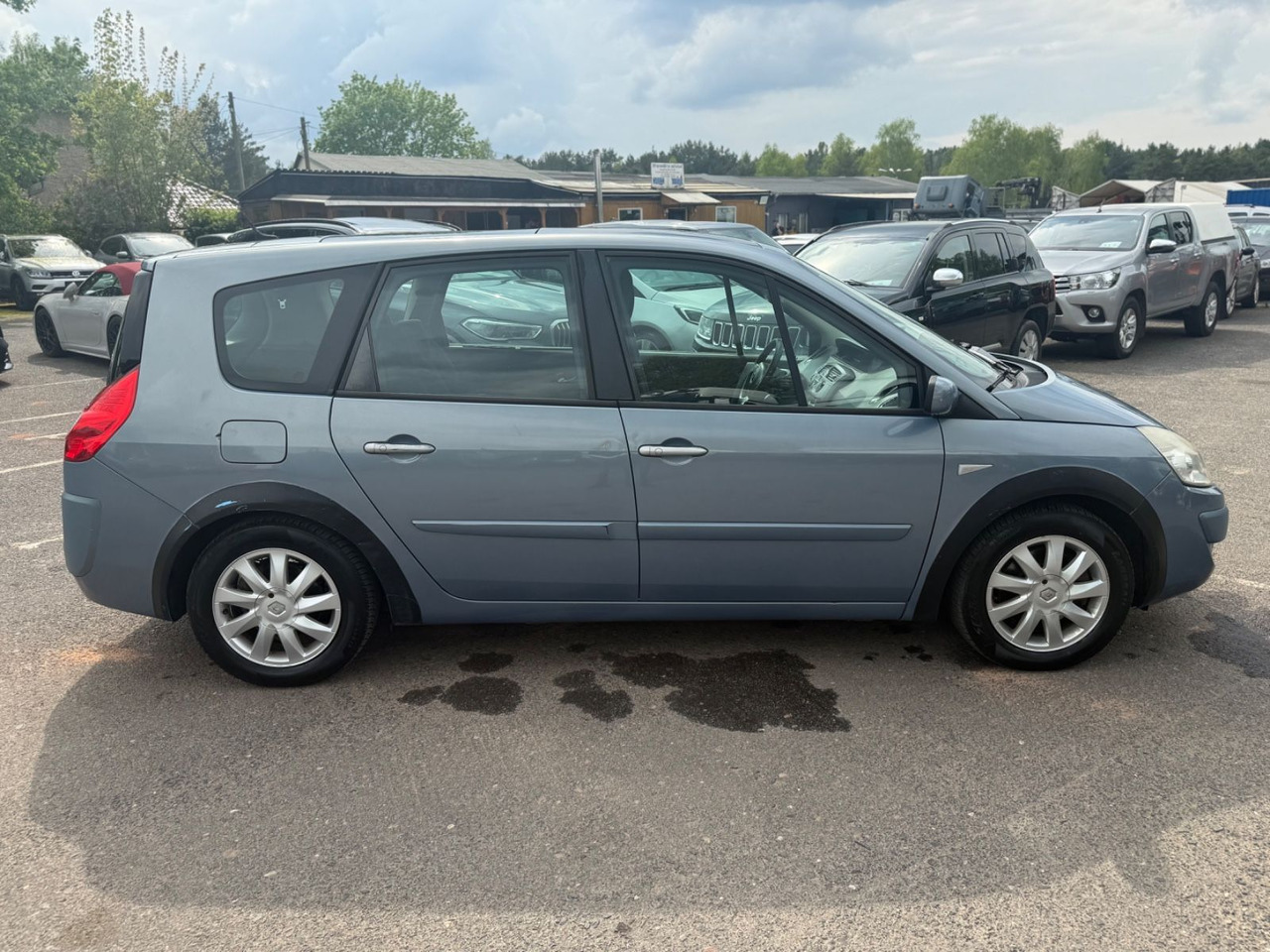 Renault Scenic - Passenger van: picture 3 Renault Scenic - Passenger van: picture 3