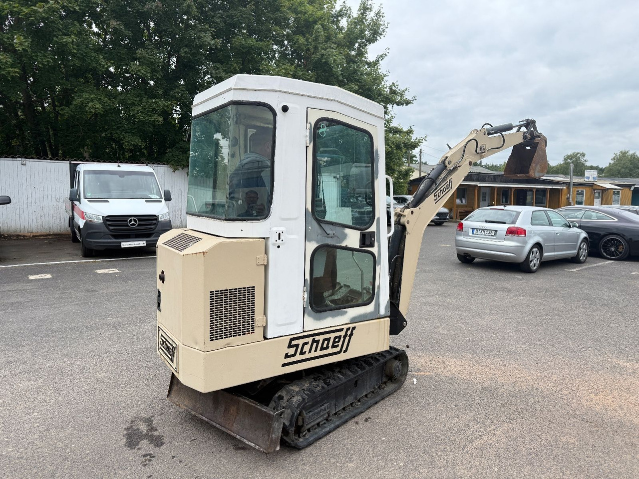 Schaeff HR 12 - Mini excavator: picture 5 Schaeff HR 12 - Mini excavator: picture 5