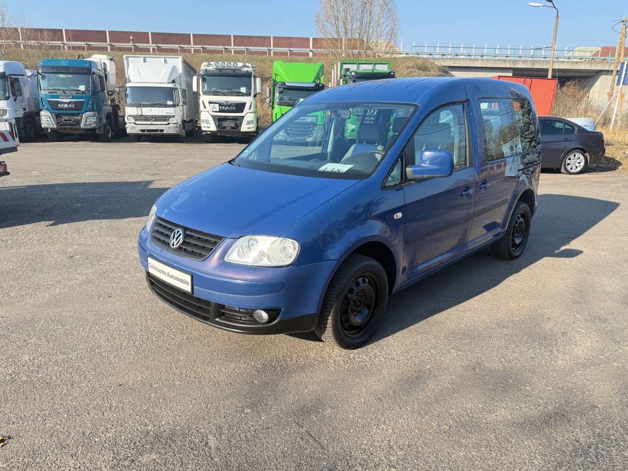 Volkswagen Caddy Life - Passenger van: picture 3 Volkswagen Caddy Life - Passenger van: picture 3