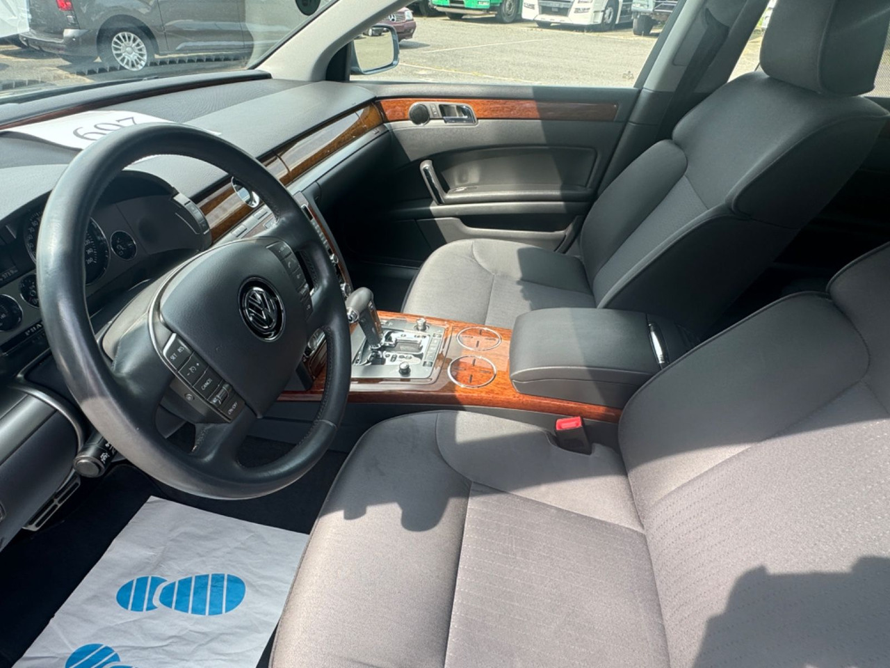 Sedan Volkswagen Phaeton V6 TDI 5-Sitzer 4Motion 3.0 TDI: picture 9