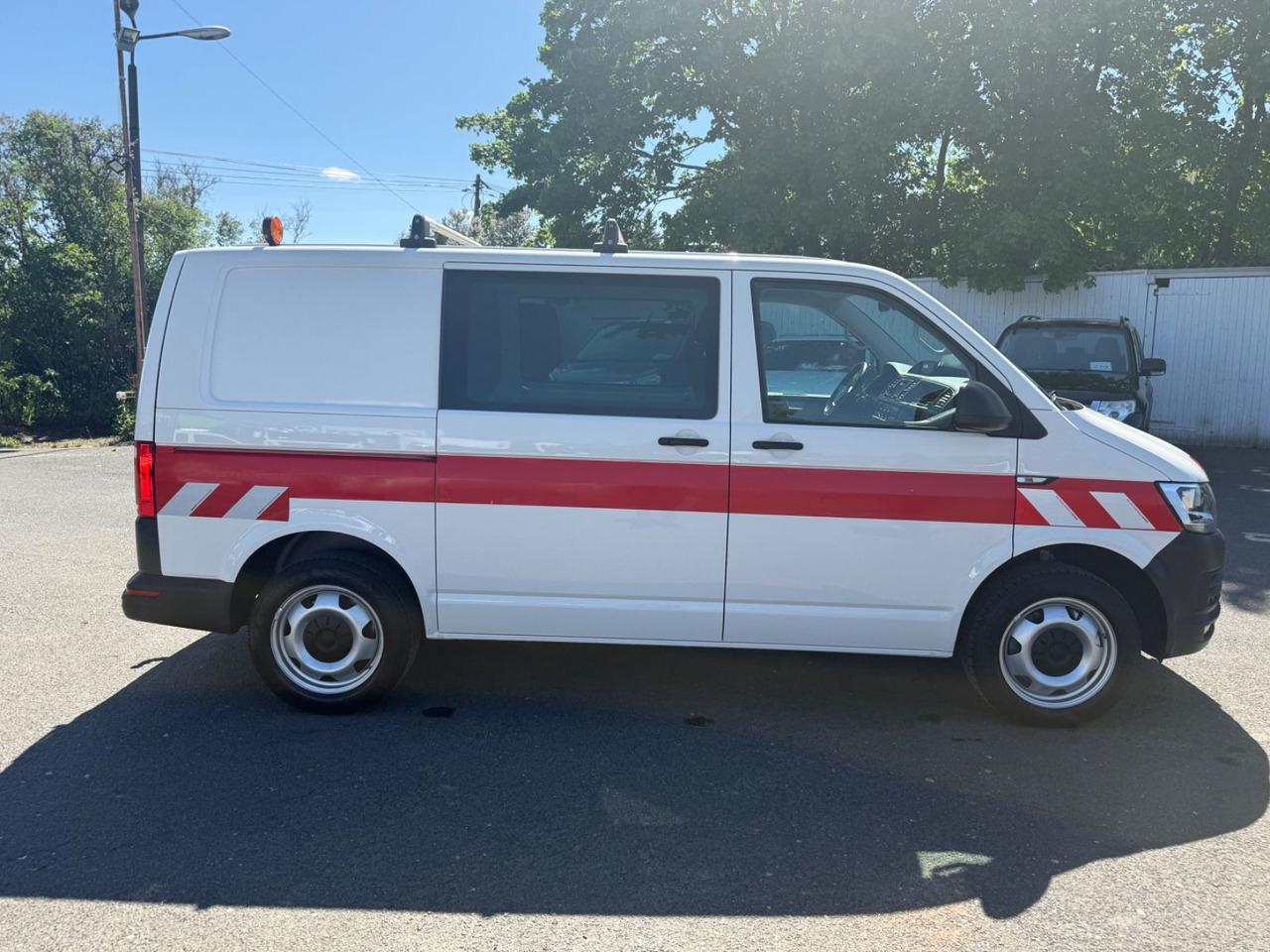 Volkswagen T6 Transporter Kasten-mixto 4x4 - Small van: picture 3 Volkswagen T6 Transporter Kasten-mixto 4x4 - Small van: picture 3