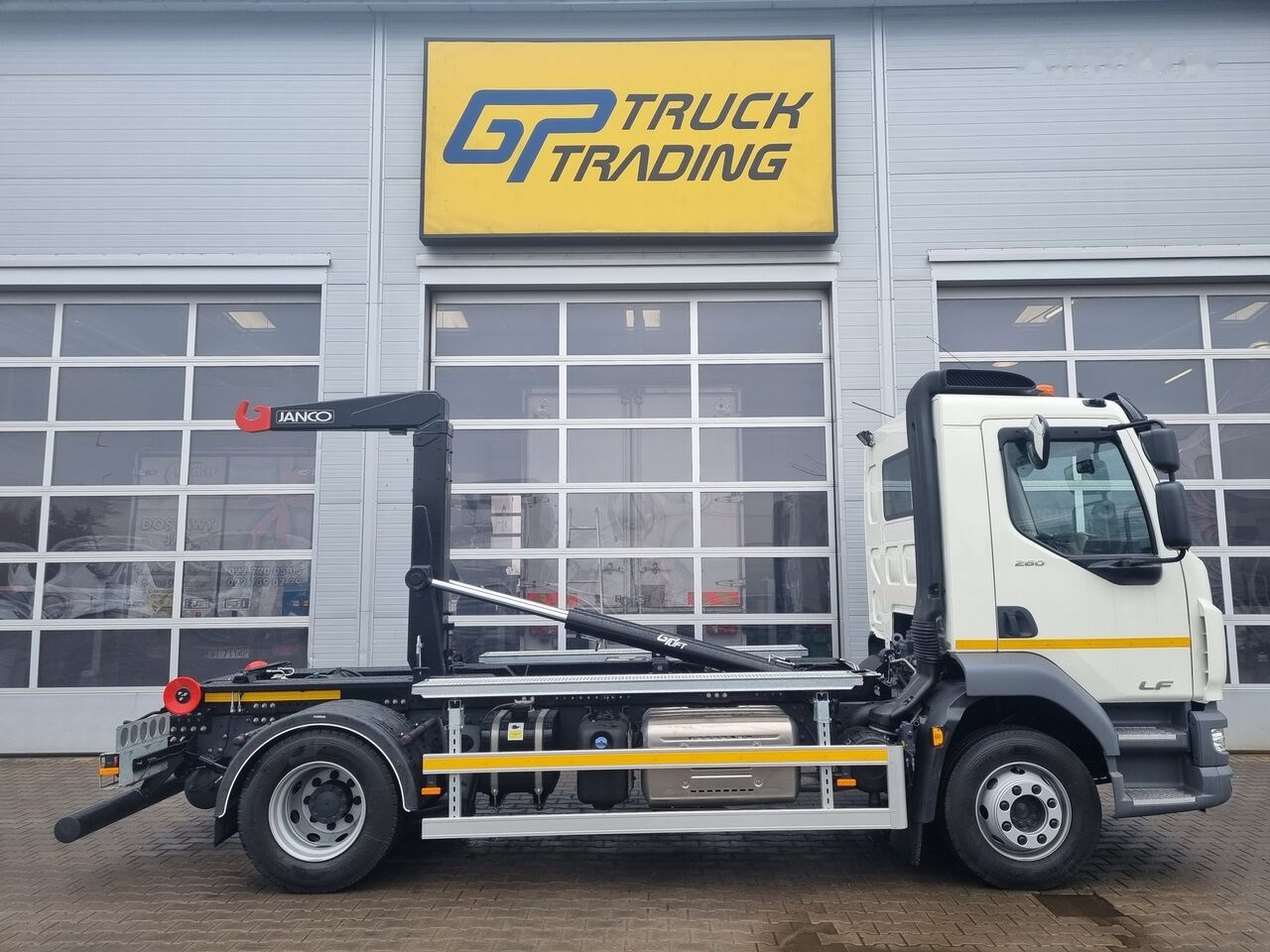 DAF LF 55 260 - Hook lift truck: picture 5 DAF LF 55 260 - Hook lift truck: picture 5