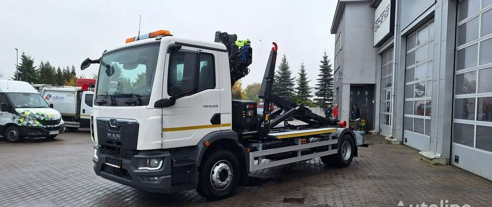 MAN TGM 15.250, hakowiec Janco/GP Lift + HDS Hiab - Garbage truck: picture 4 MAN TGM 15.250, hakowiec Janco/GP Lift + HDS Hiab - Garbage truck: picture 4