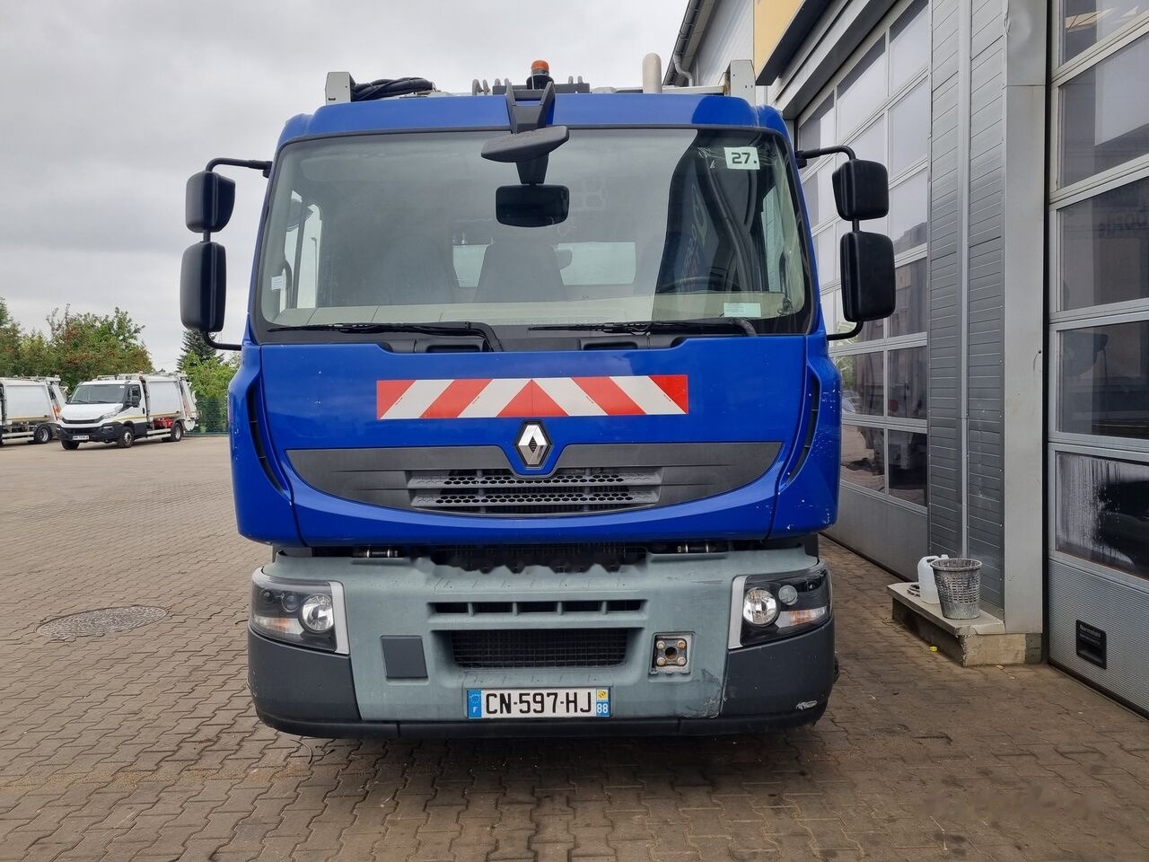 Renault Premium 340 - Garbage truck: picture 5 Renault Premium 340 - Garbage truck: picture 5