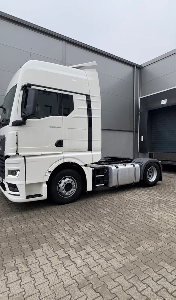 MAN TGX - Tractor unit: picture 3 MAN TGX - Tractor unit: picture 3
