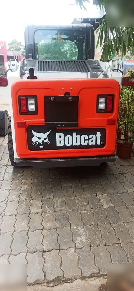 New Skid steer loader BOBCAT S450: picture 6