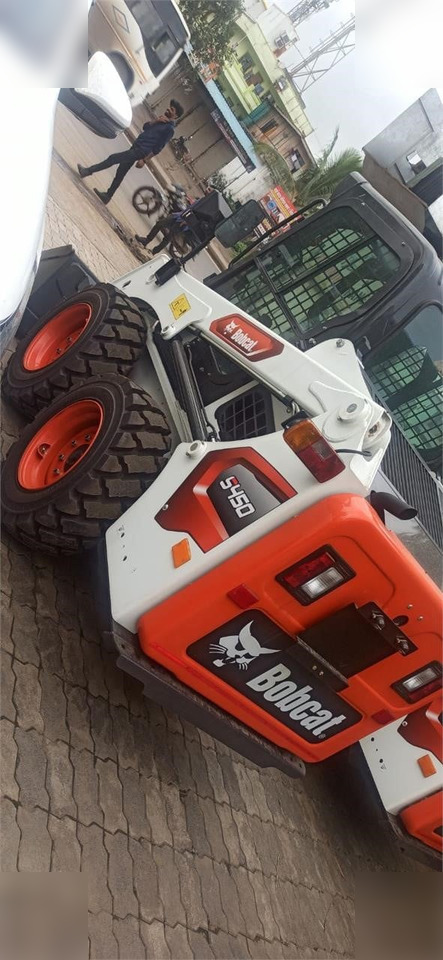 New Skid steer loader BOBCAT S450: picture 8